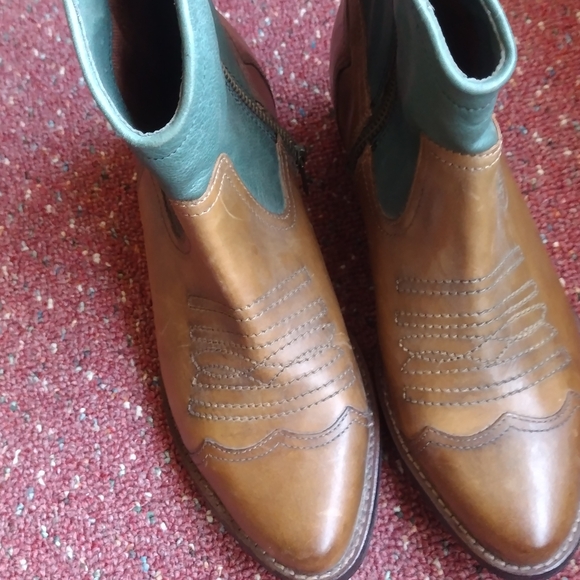 MIA Green and Brown Leather Boots - Picture 4 of 5